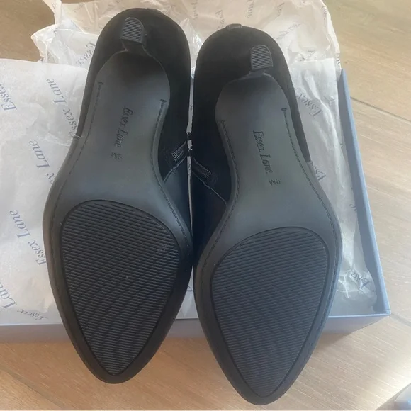 Sweet Little Ankle Booties in Leather and Suede - Picture 5 of 8